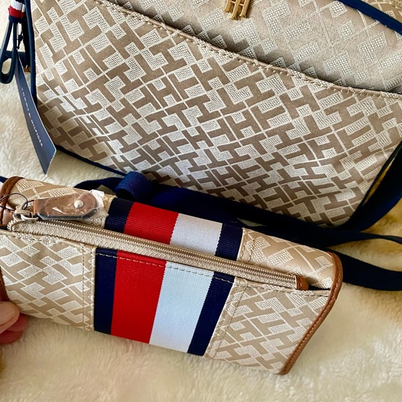 BNWT Tommy Hilfiger 3Folds Wallet - Picture 3 of 10